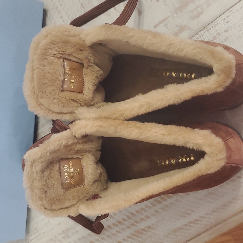 Brand New Prada Suede Fur Trim Lace-Up Boots - Calzature Donna - Picture 3 of 11